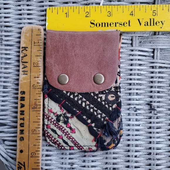 π¨ Free People Boho Embroidered Repurposed vtg banjara hippie Wallet card case - Picture 2 of 11